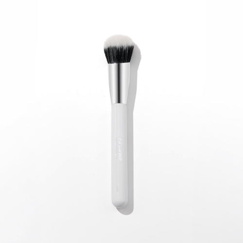 Angled Blending Face Brush - Daily Glow
